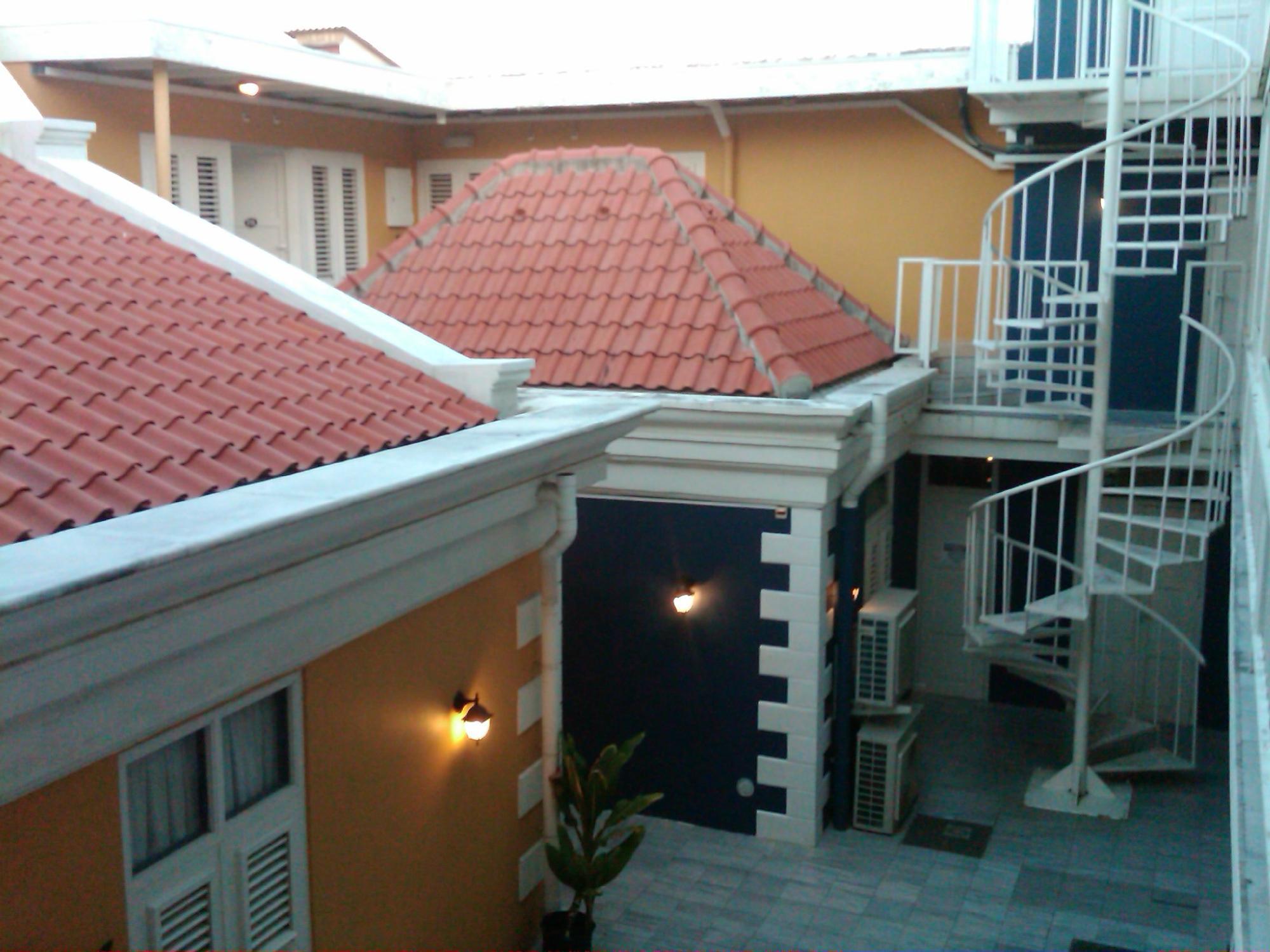 Academy Hotel Curacao Willemstad Exterior foto
